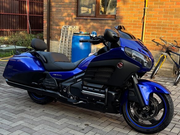 2017 Honda GL 1800 Gold Wing, синий, 1700000 рублей - вид 3