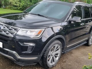 2018 Ford Explorer V Рестайлинг 2, чёрный, 3200000 рублей, вид 2