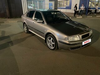 2006 Skoda Octavia I (A4) Рестайлинг, серый, 530000 рублей, вид 3