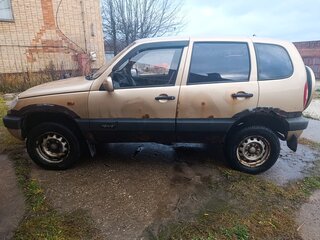 2004 Chevrolet Niva I, бежевый, 160000 рублей, вид 2