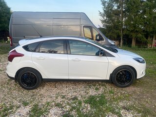 2012 Ford Focus III, белый, 570000 рублей, вид 3