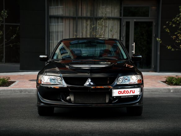 2004 Mitsubishi Lancer Evolution VIII, чёрный - вид 1