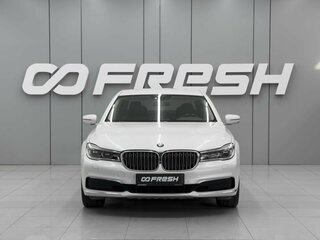 2017 BMW 7 серии 730i VI (G11/G12), белый, 2889000 рублей, вид 3