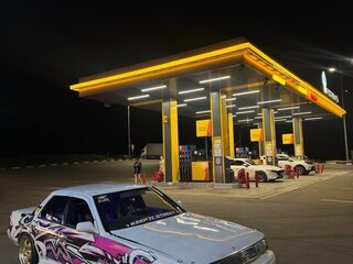 1989 Toyota Cresta III (X80), белый, 850000 рублей, вид 2