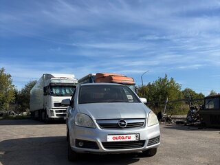 2012 Opel Zafira B Рестайлинг, серебристый, 680000 рублей, вид 2