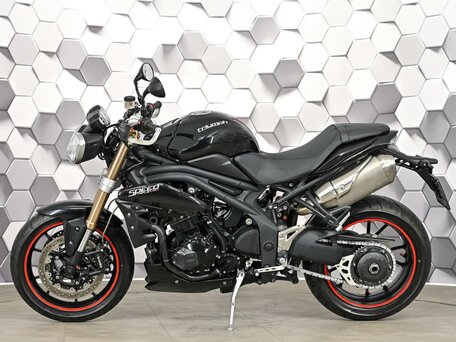 2013 Triumph Speed Triple, чёрный, 599000 рублей, вид 4