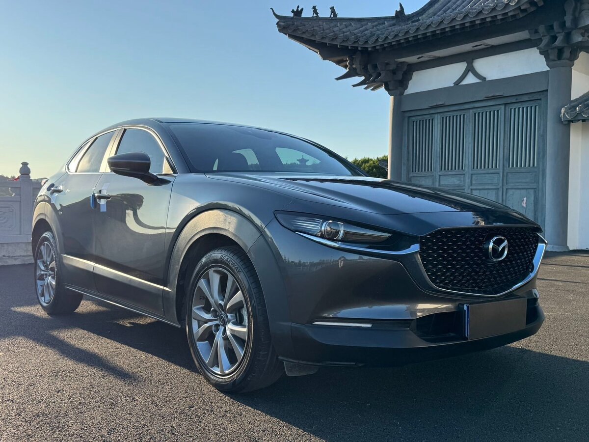 Открыть фотографии: Mazda CX-30 I