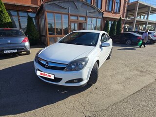 2007 Opel Astra GTC H Рестайлинг, белый, 420000 рублей, вид 4