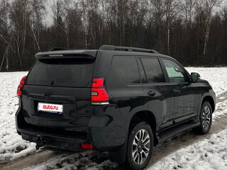 2022 Toyota Land Cruiser Prado 150 Series Рестайлинг 3, чёрный, 6800000 рублей, вид 4