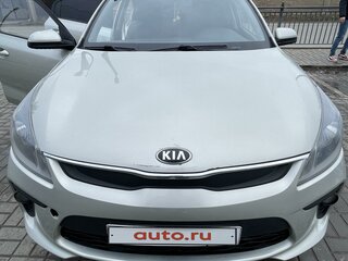 2018 Kia Rio IV, бежевый, 1250000 рублей, вид 1