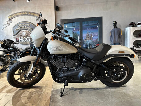 2023 Harley-Davidson Low Rider, бежевый, 2850000 рублей, вид 3