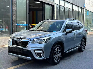 2021 Subaru Forester V, серебристый, 2250055 рублей, вид 1