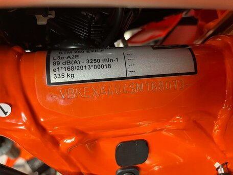 2025 KTM 250 EXC F, оранжевый, 1200000 рублей, вид 3