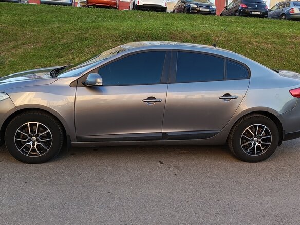 2010 Renault Fluence I, коричневый, 800000 рублей - вид 14