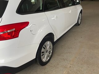 2017 Ford Focus III Рестайлинг, белый, 1050000 рублей, вид 4