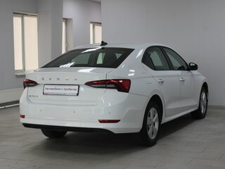 2021 Skoda Octavia IV (A8), белый, 2149900 рублей, вид 4