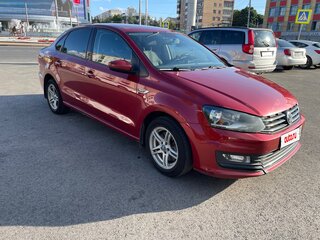 2016 Volkswagen Polo V Рестайлинг, красный, 1000000 рублей, вид 1