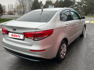 2016 Kia Rio III Рестайлинг, белый, 790000 рублей, вид 2