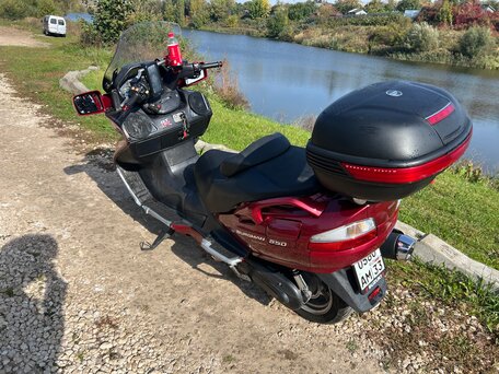 2008 Suzuki Burgman (SkyWave) 650, красный, 335000 рублей, вид 4
