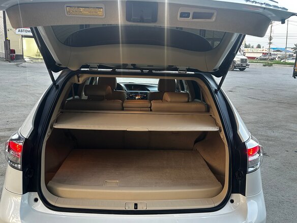 2010 Lexus RX 350 III, белый, 2120000 рублей - вид 10