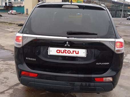 2012 Mitsubishi Outlander III, чёрный, 1240000 рублей, вид 4
