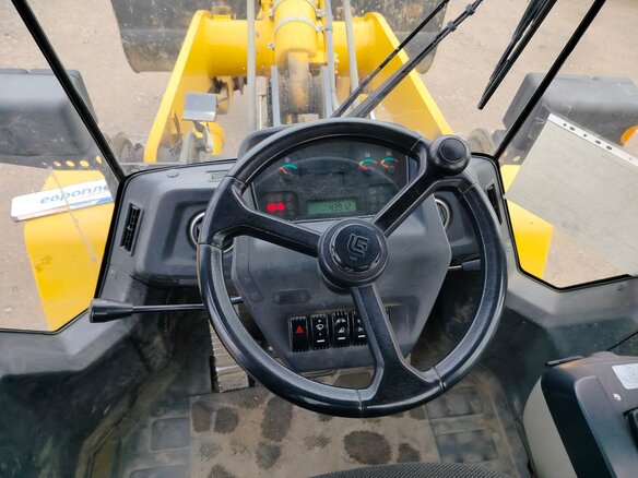 2021 LiuGong CLG 835H, жёлтый, 3282750 рублей - вид 4