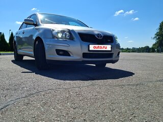 2007 Toyota Avensis II Рестайлинг, серебристый, 900000 рублей, вид 2