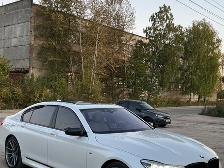 2015 BMW 7 серии Long 750Li xDrive VI (G11/G12), белый, 2799000 рублей, вид 1