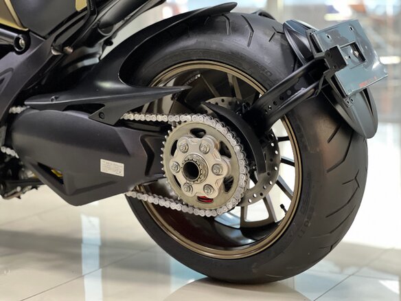 2012 Ducati Diavel, золотистый, 1050000 рублей - вид 14