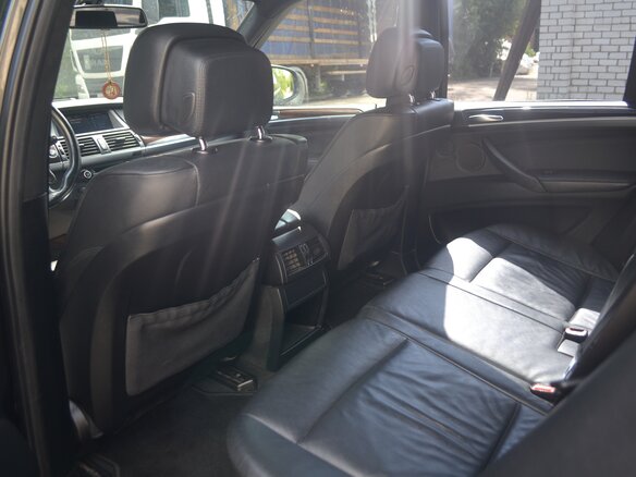 2012 BMW X5 35i II (E70) Рестайлинг, чёрный, 1800000 рублей - вид 12