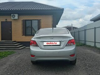 2012 Hyundai Solaris I, серебристый, 760000 рублей, вид 5