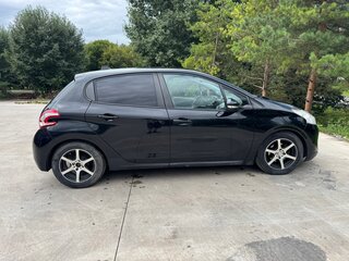 2013 Peugeot 208 I, чёрный, 540000 рублей, вид 4