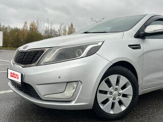 2012 Kia Rio 4-speed III, серебристый, 720000 рублей, вид 3