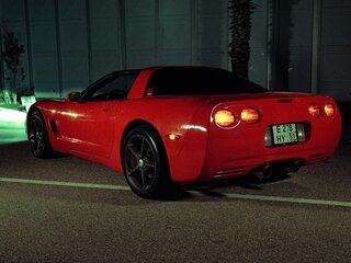 1997 Chevrolet Corvette C5, красный, 3990000 рублей, вид 3