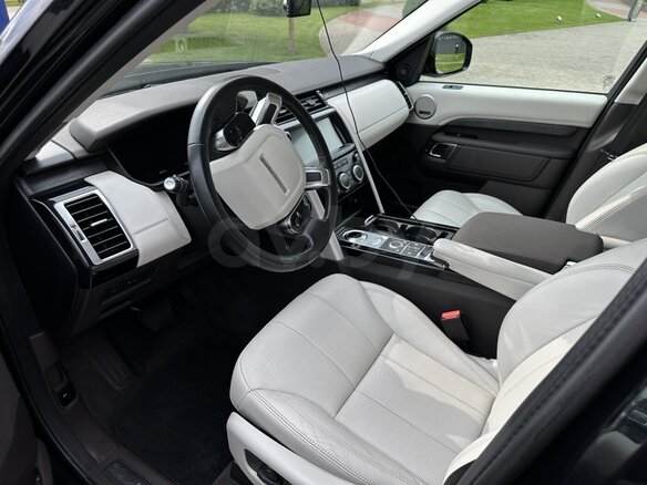 2018 Land Rover Discovery V, чёрный, 3278956 рублей - вид 9
