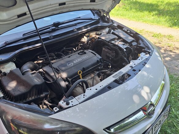 2012 Opel Astra J, белый, 830000 рублей - вид 7