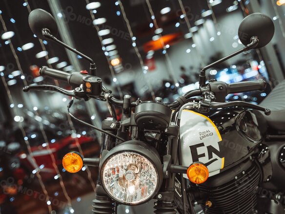 2026 Royal Enfield Hunter, чёрный, 439000 рублей - вид 20