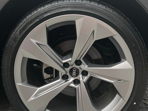 2022 Audi Q7 45 TDI II (4M) Рестайлинг, серый, 7800000 рублей - вид 8