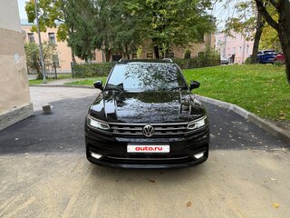2018 Volkswagen Tiguan II, чёрный, 2570000 рублей, вид 3