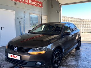 2012 Volkswagen Jetta VI, коричневый, 1000000 рублей, вид 1