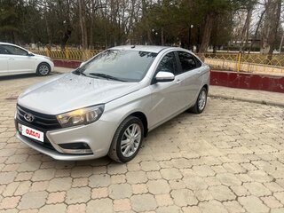 2016 Lada (ВАЗ) Vesta I, серебристый, 700000 рублей, вид 1
