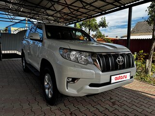 2019 Toyota Land Cruiser Prado 150 Series Рестайлинг 2, белый, 5950000 рублей, вид 3