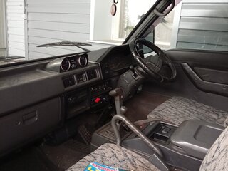 1996 Mitsubishi Delica IV, чёрный, 500000 рублей, вид 3