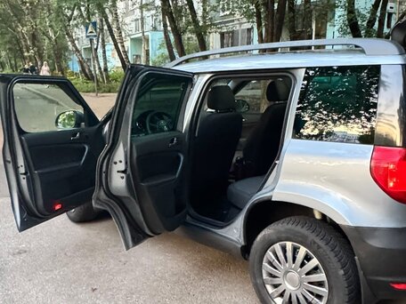 2011 Skoda Yeti I, серый, 560000 рублей, вид 2