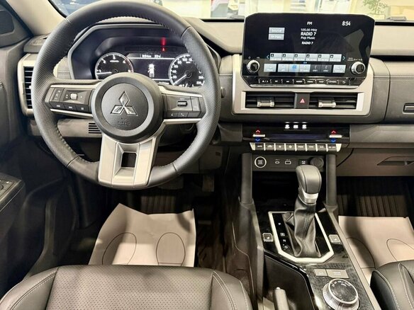 2025 Mitsubishi L200 VI, белый, 5340000 рублей - вид 11