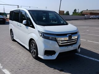 2020 Honda Stepwgn Spada V Рестайлинг, серебристый, 2450000 рублей, вид 1
