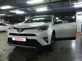2015 Toyota RAV4 IV (XA40) Рестайлинг, белый, 2450000 рублей, вид 1