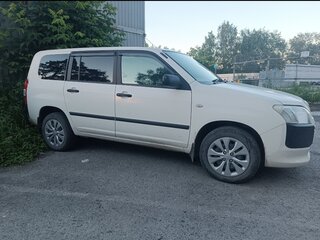 2015 Toyota Probox I Рестайлинг, белый, 800000 рублей, вид 3