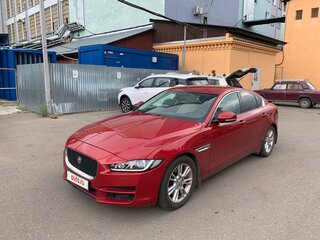 2017 Jaguar XE I, пурпурный, 1690000 рублей, вид 1