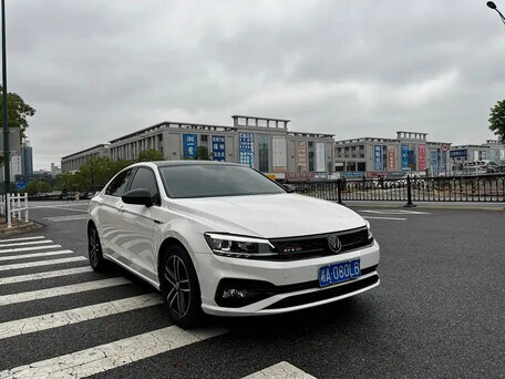 Volkswagen Lamando I Рестайлинг